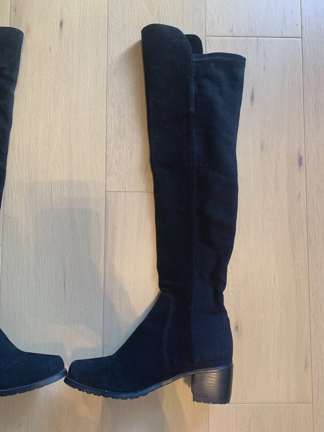 Black Over-the-Knee Boots Size 37 image indicator(3)