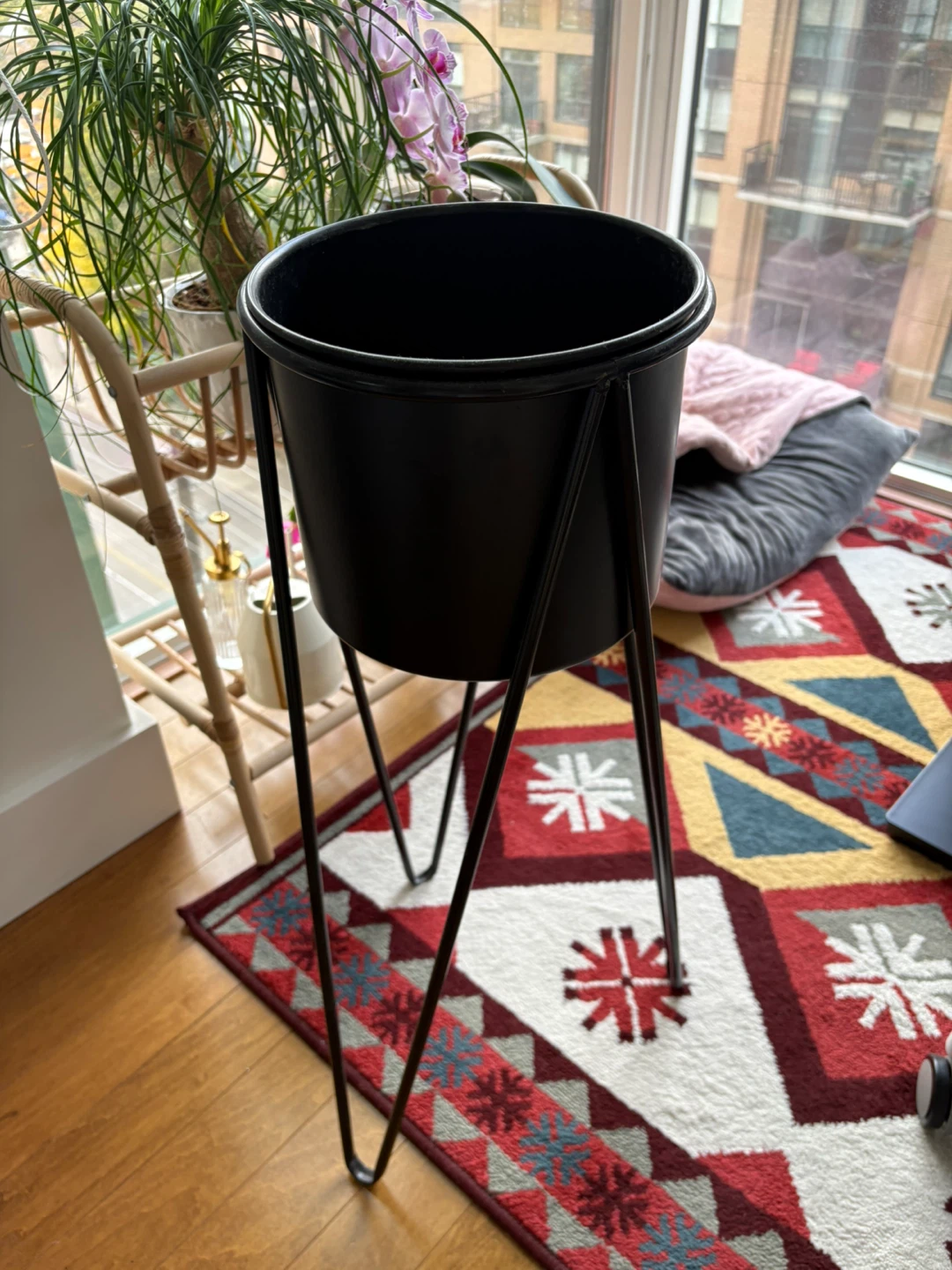 Black Plant Stand