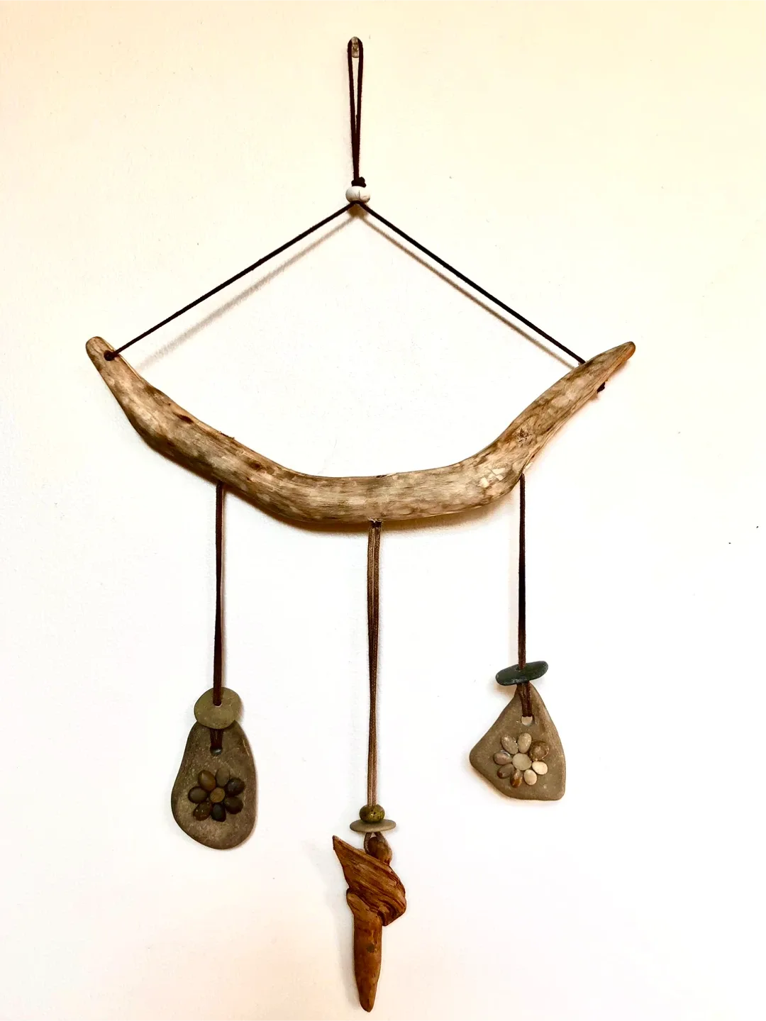 Handmade Driftwood & Stone Art image indicator(3)