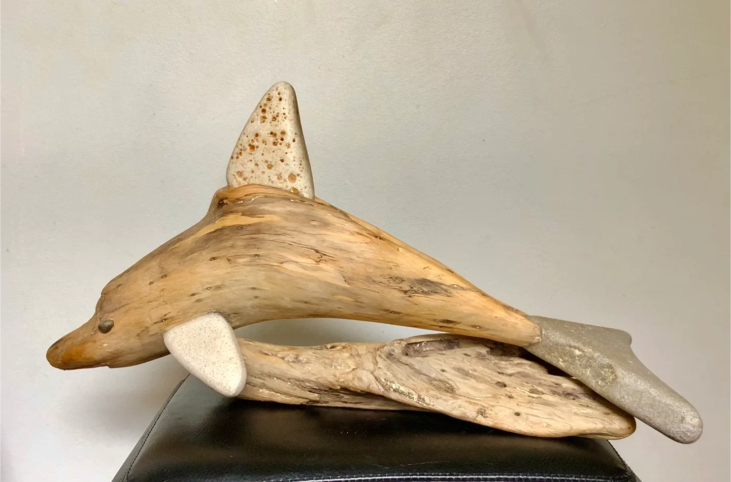 Art made with driftwood and stone image indicator(3)