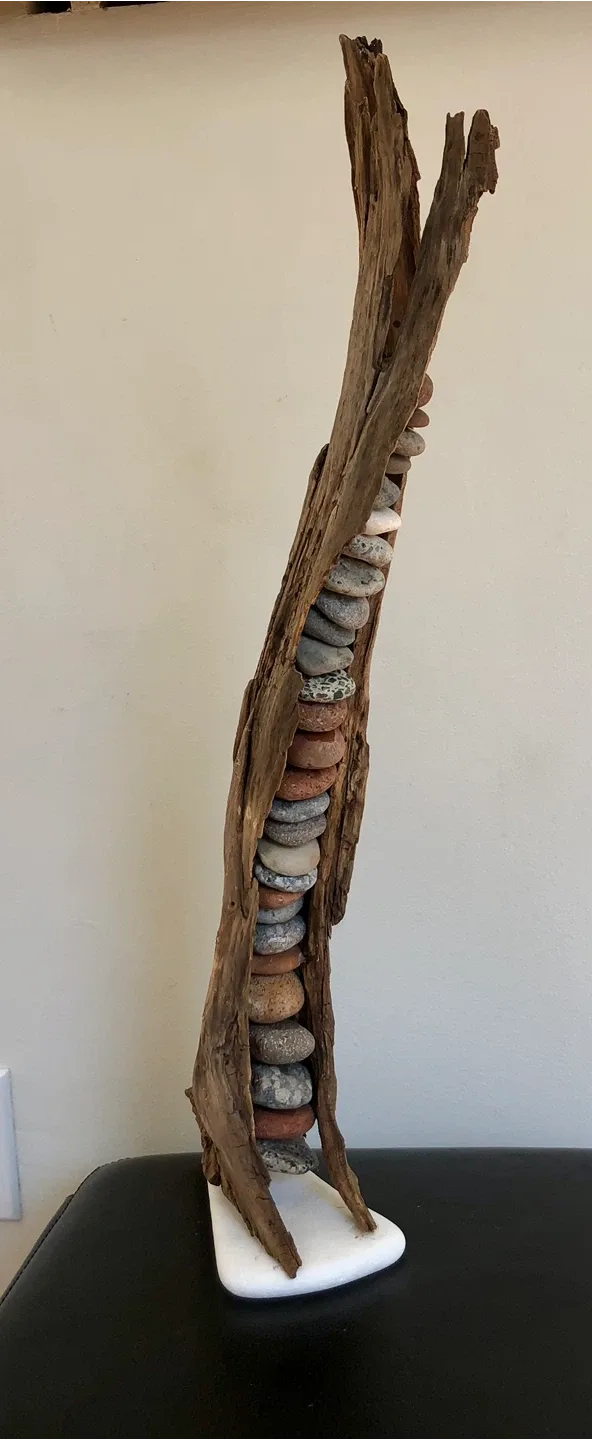 Art made with driftwood and stone image indicator(7)