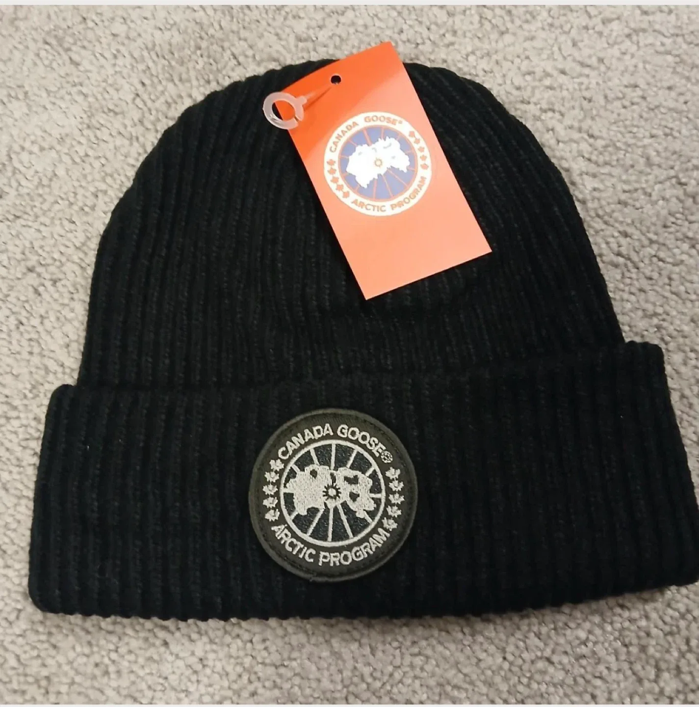Canada Goose Black Beanie thumbnail
