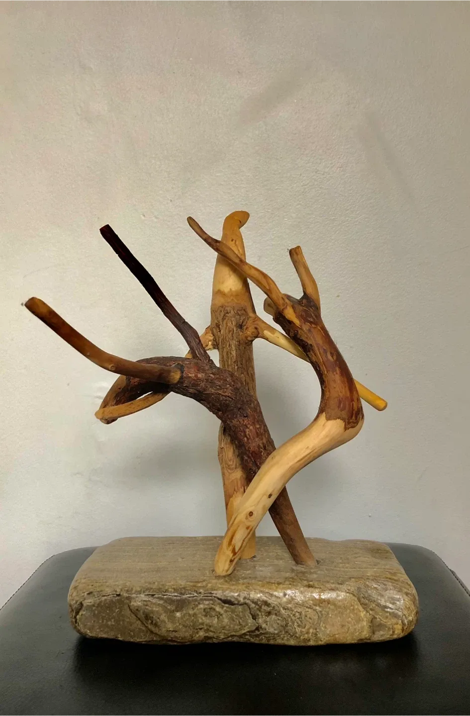 Driftwood and stone art image indicator(4)