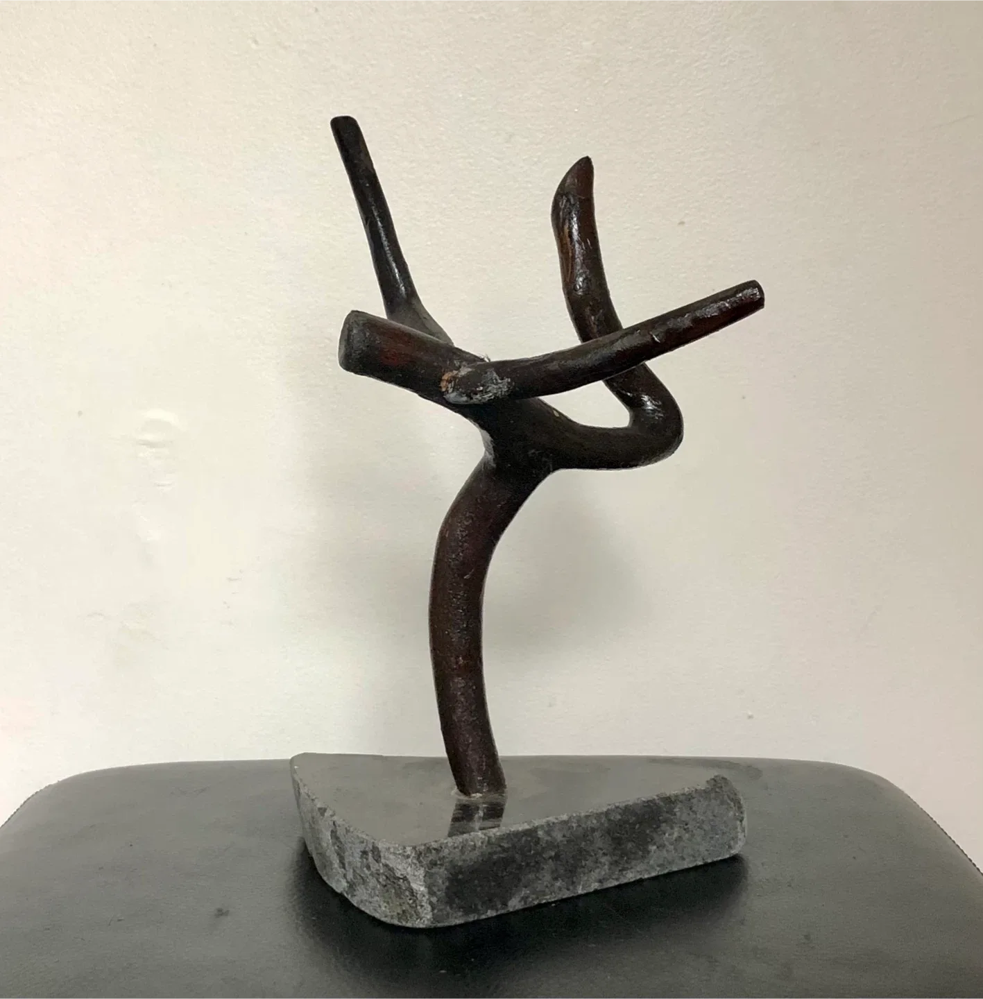 Driftwood and stone art image indicator(3)