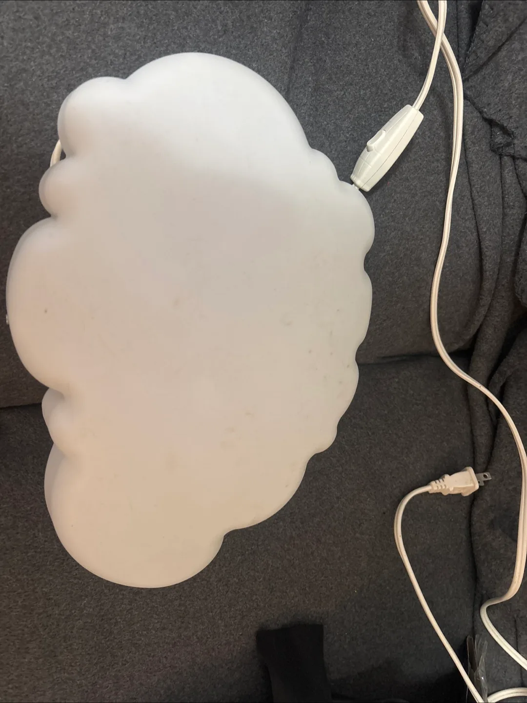 Cloud Shaped Night Light thumbnail