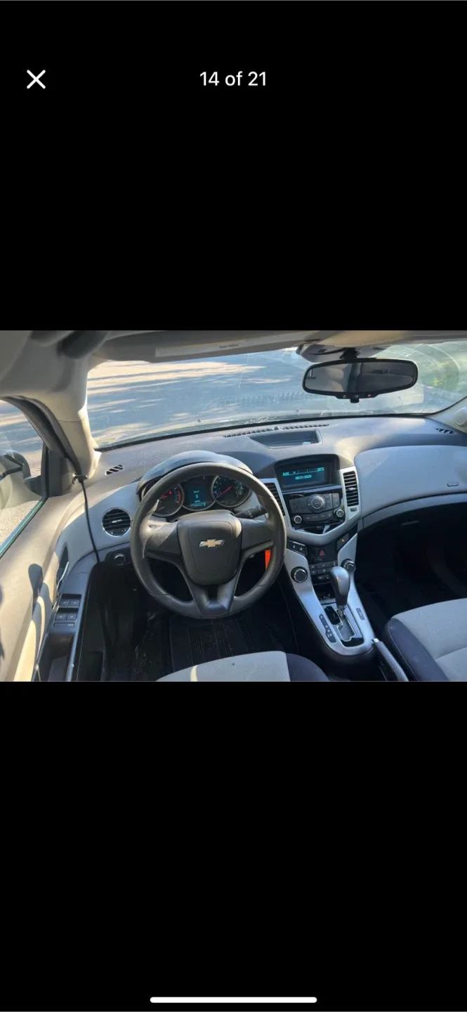 2012 Chevrolet Cruze with safety image indicator(5)