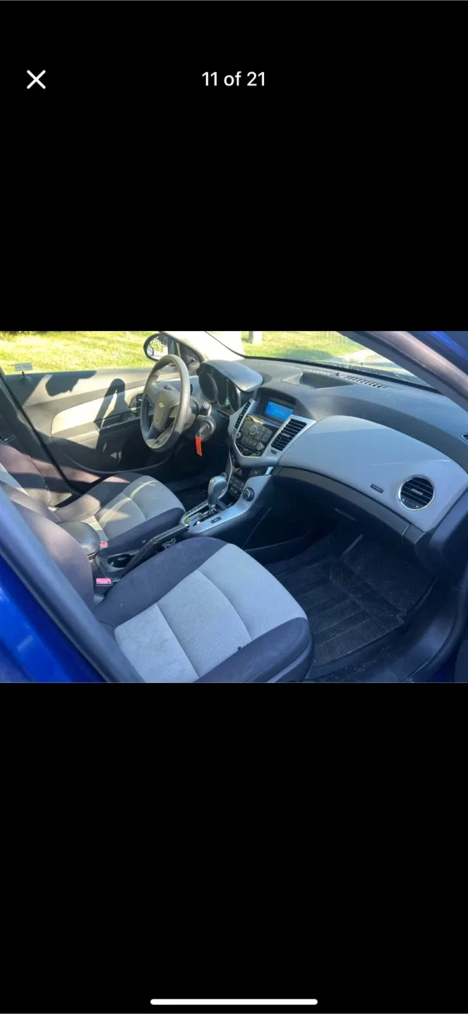 2012 Chevrolet Cruze with safety image indicator(4)