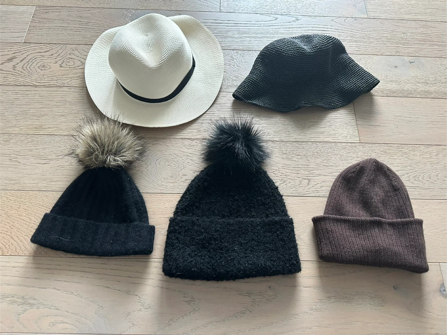 Aritzia hats and Toques $25 each