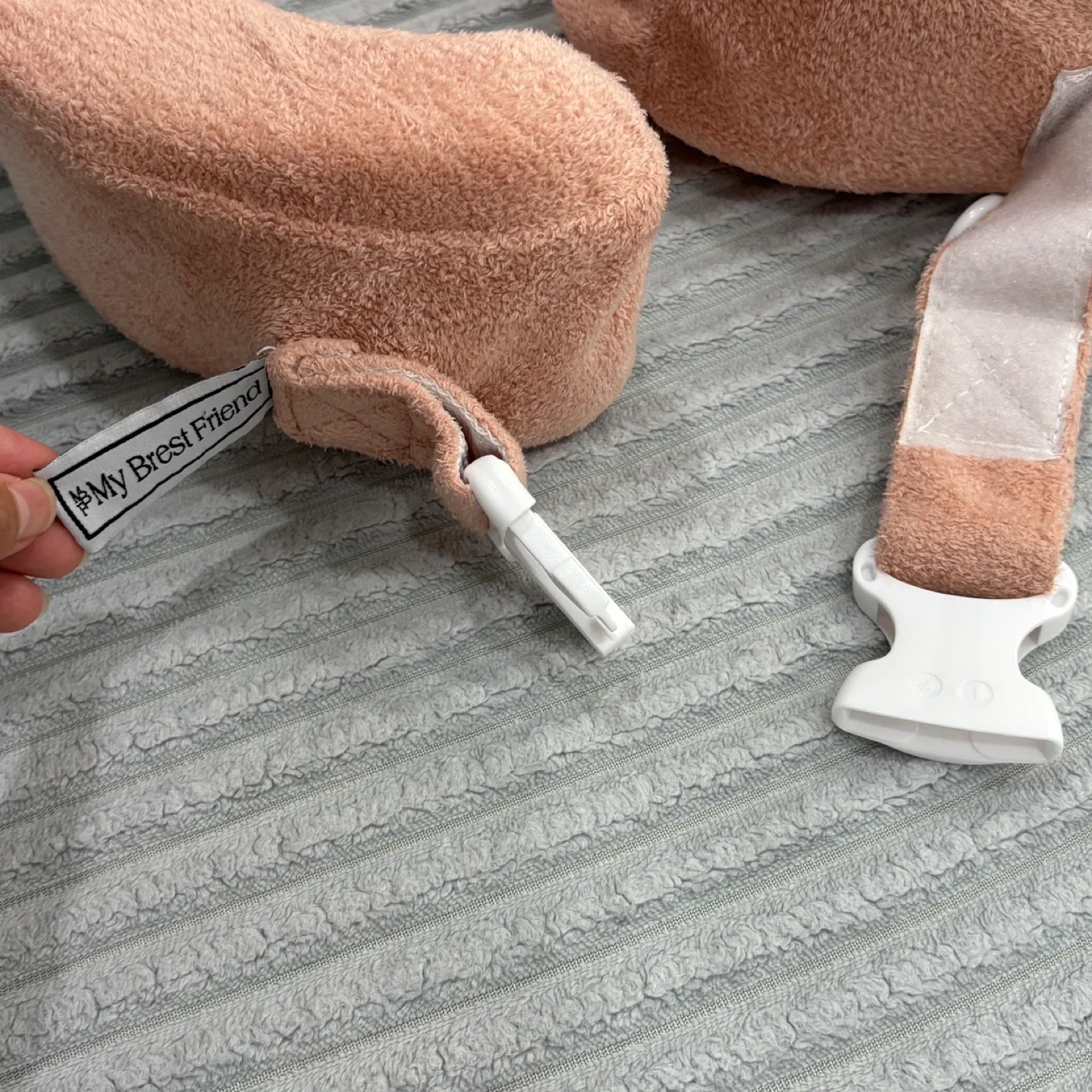 My Brest Friend Nursing Pillow - Peach image indicator(2)