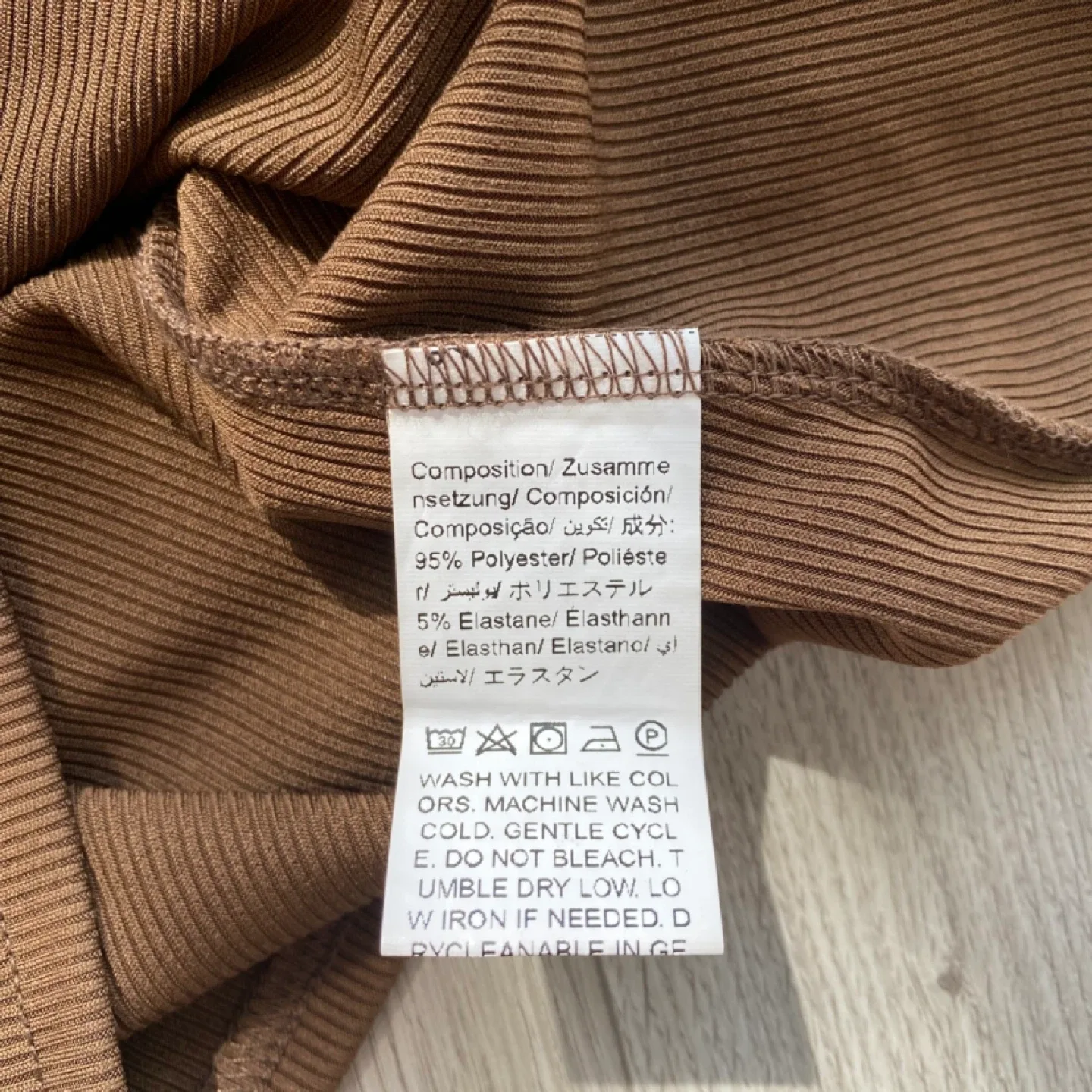 SHEIN Brown Ribbed Polo Shirt (XS) image indicator(4)