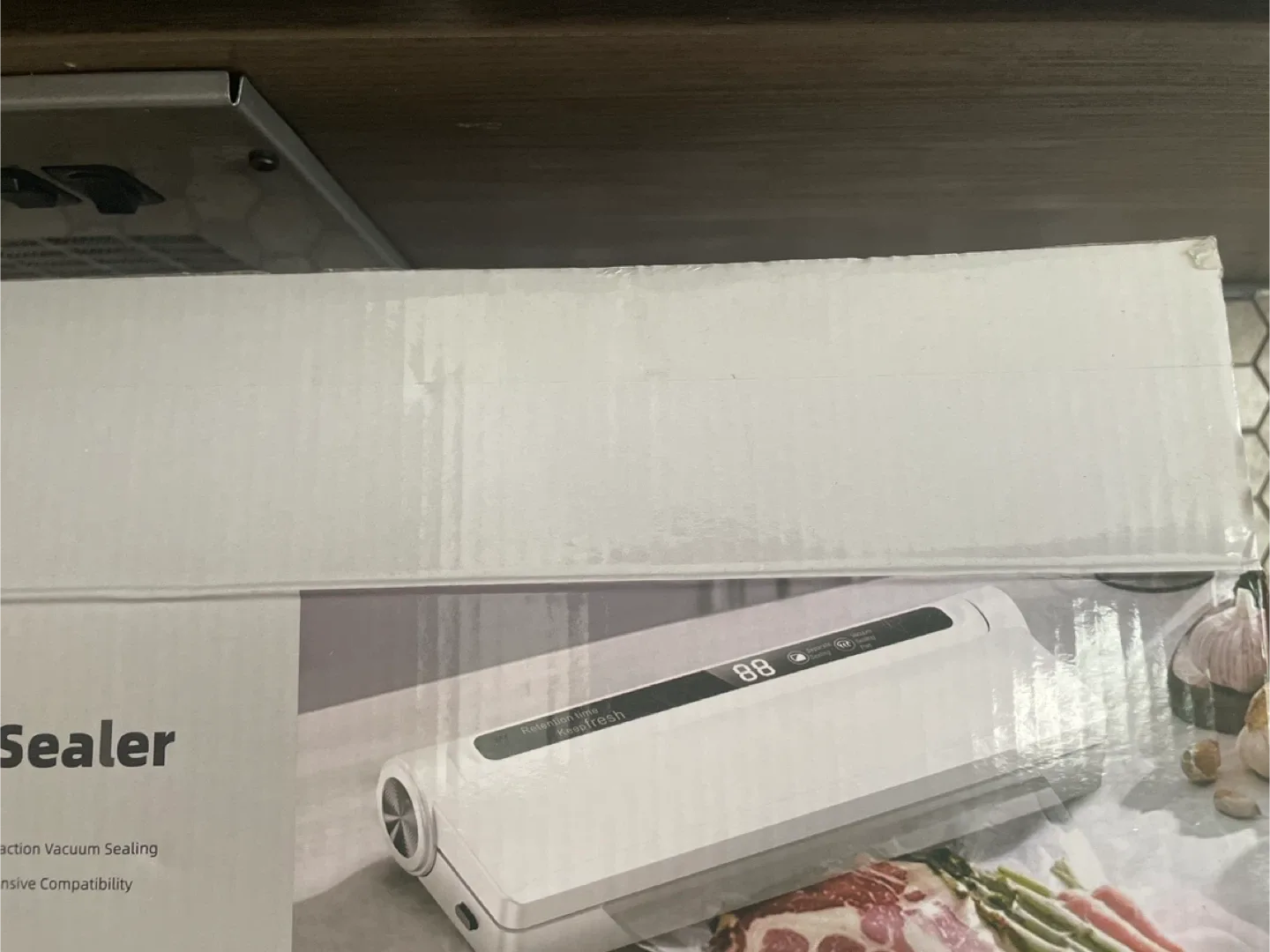 Free bags + New V600 Food Vacuum Sealer thumbnail