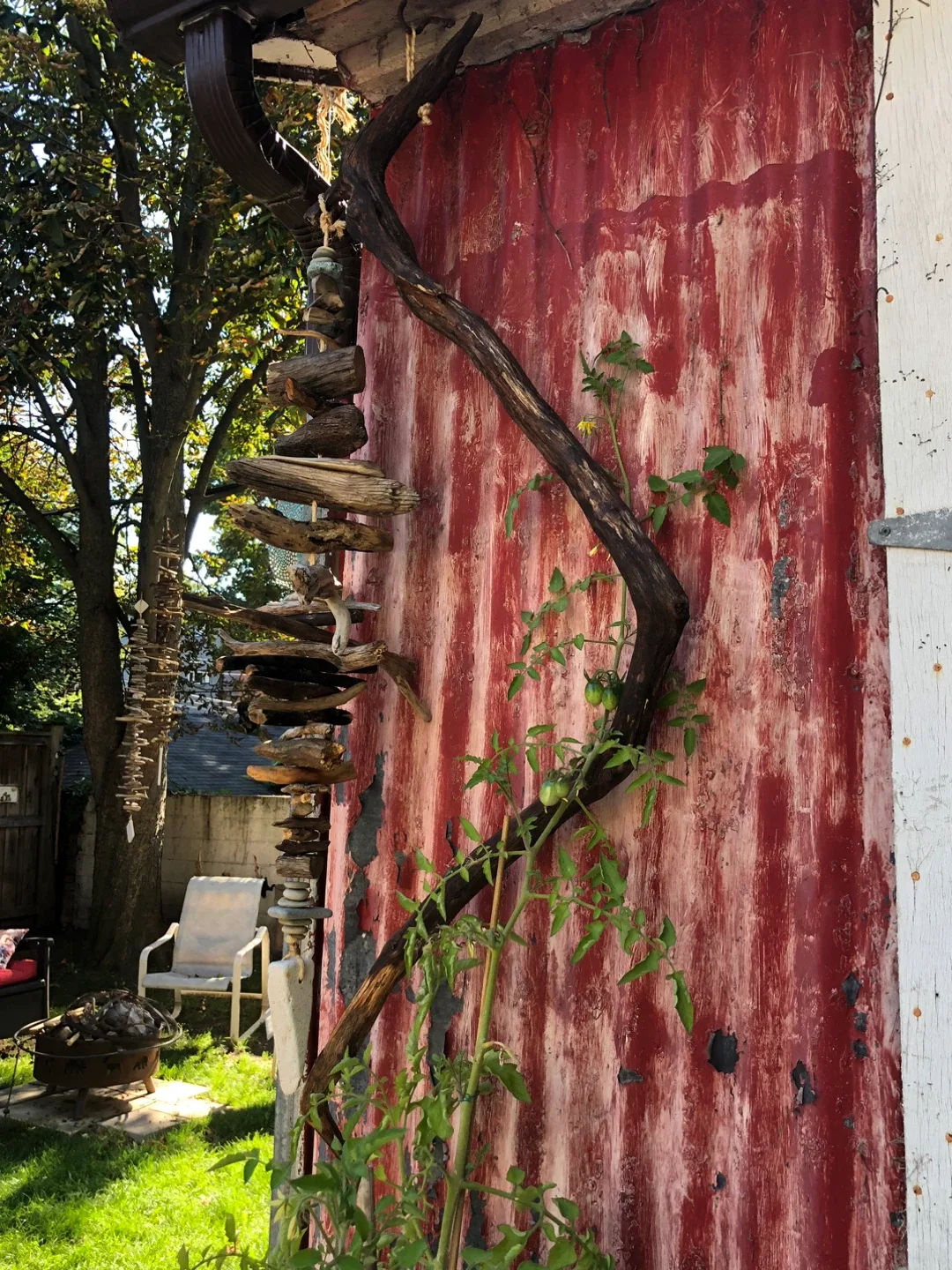 Handmade Driftwood Art image indicator(2)