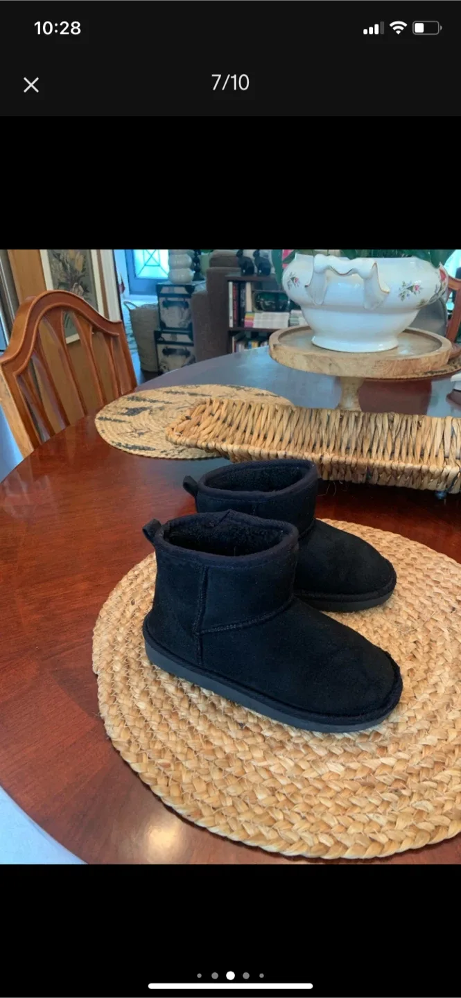 Ardene Kids' Classic Short Boot - Black image indicator(6)