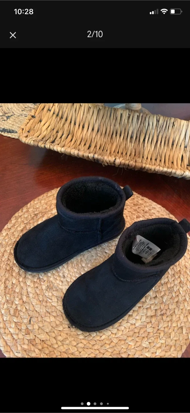 Ardene Kids' Classic Short Boot - Black image indicator(2)