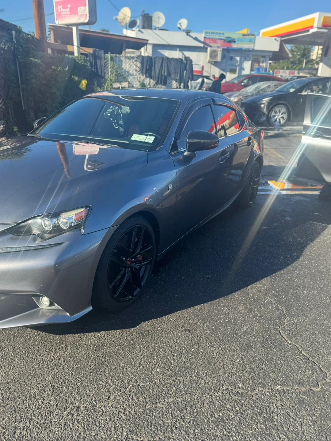 Luxes is 200 f spot 139 miles image indicator(5)