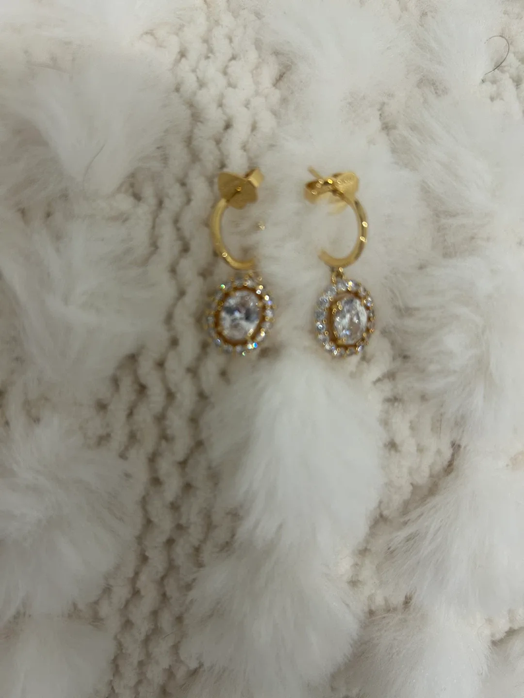 Kate spade crystals  Earrings image indicator(2)