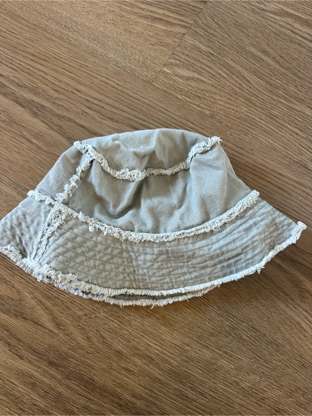 H&M Divided Bucket Hat - Size XS/S