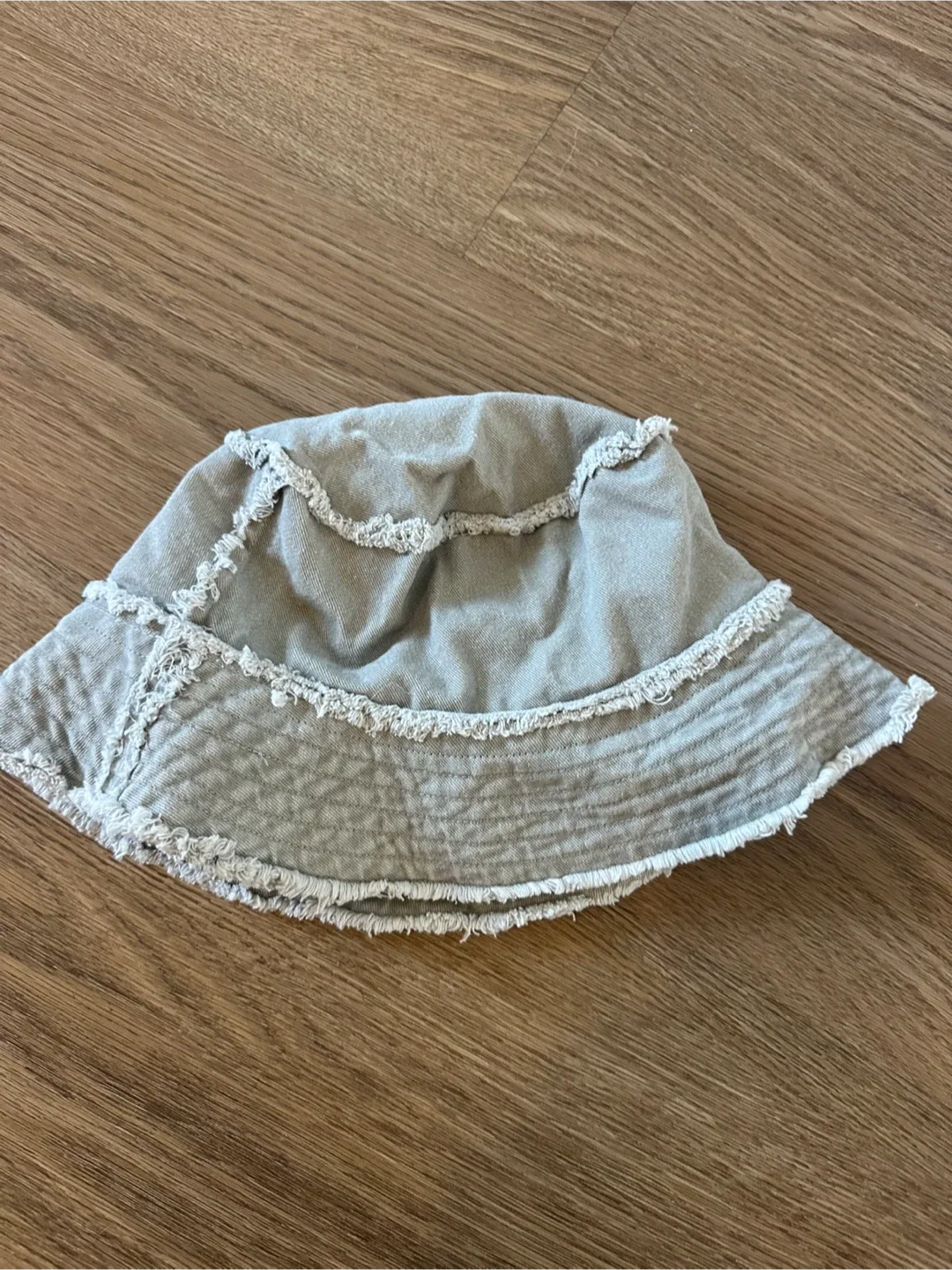 H&M Divided Bucket Hat - Size XS/S thumbnail