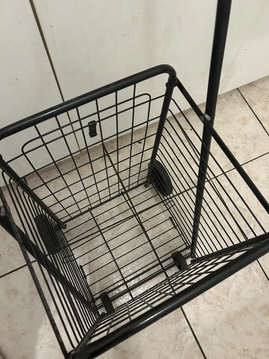 Black Folding Shopping Cart image indicator(4)