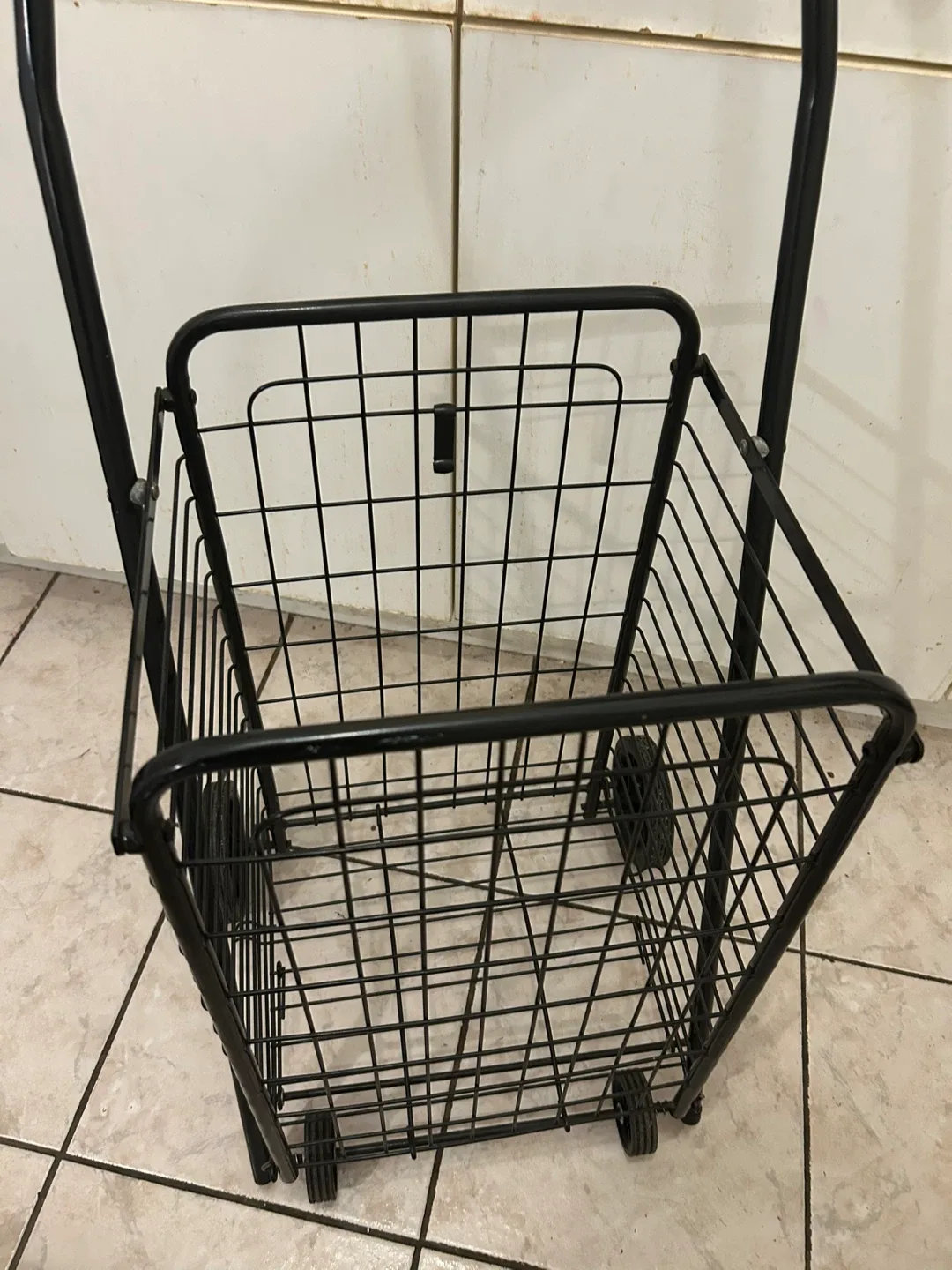 Black Folding Shopping Cart image indicator(2)