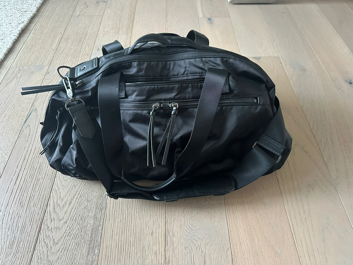 Lululemon Duffel bag