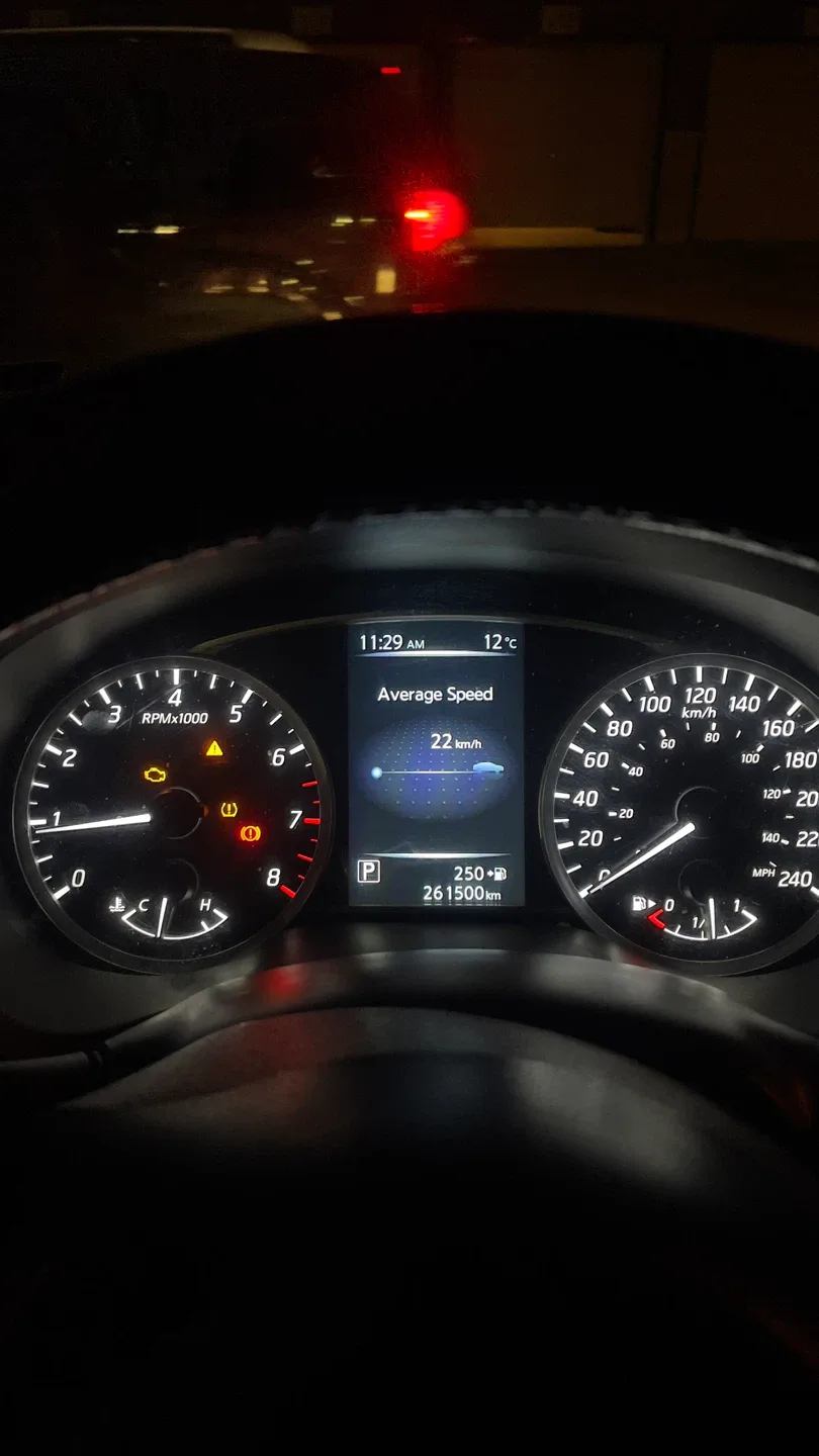 Nissan Sentra Sedan - Red 2017 image indicator(5)
