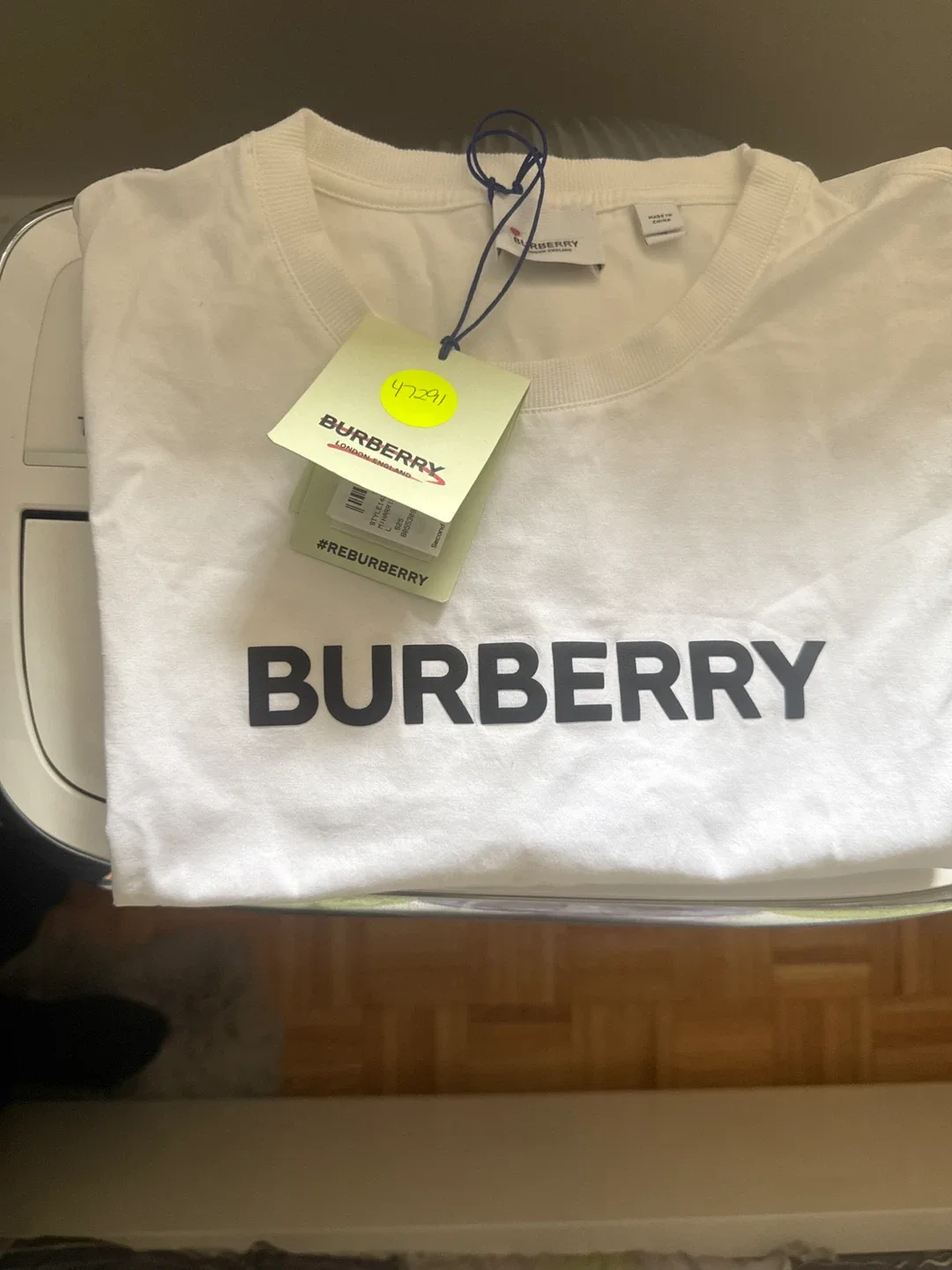 New Burberry White T-Shirt, Size L image indicator(3)