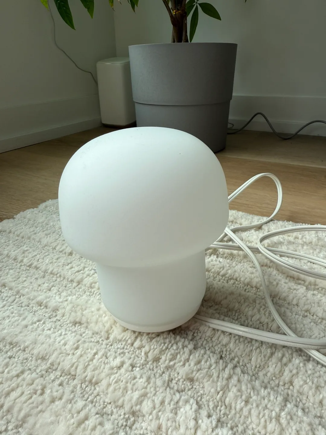 Mushroom Lamp - White IKEA thumbnail