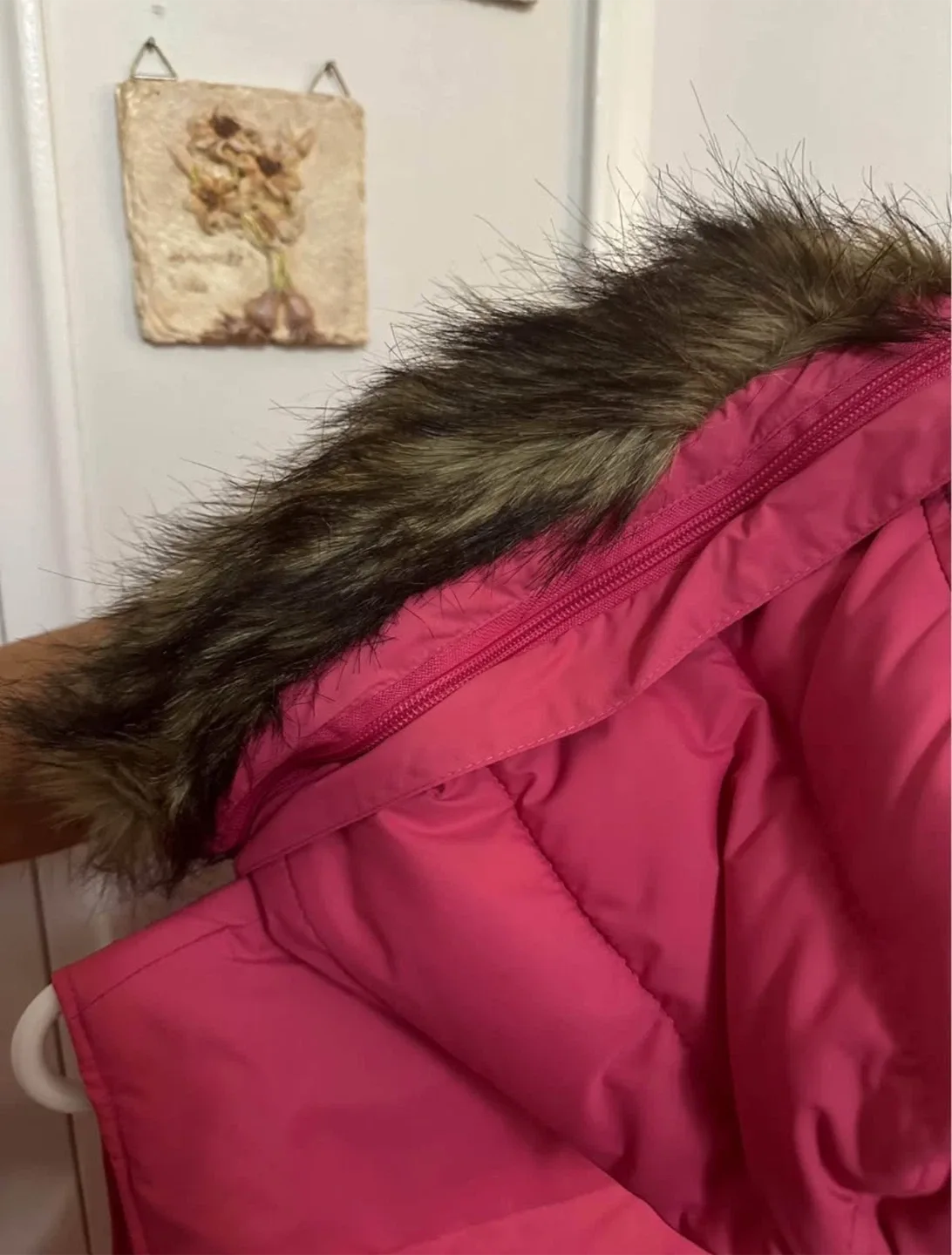 Pink Wind River Vest Fur Trim Hood image indicator(4)