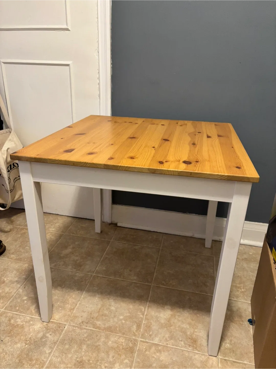 IKEA Lerhamn square pine table image indicator(2)