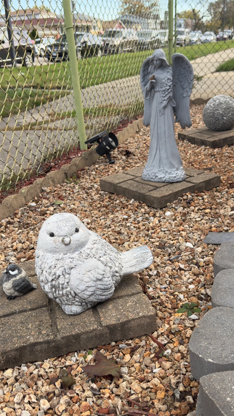 Garden Statues - photo 2