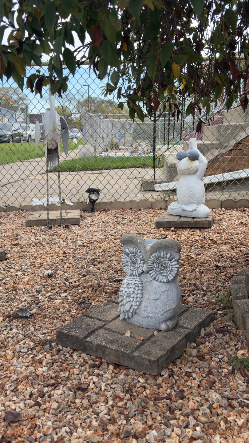 Garden Statues - photo 3