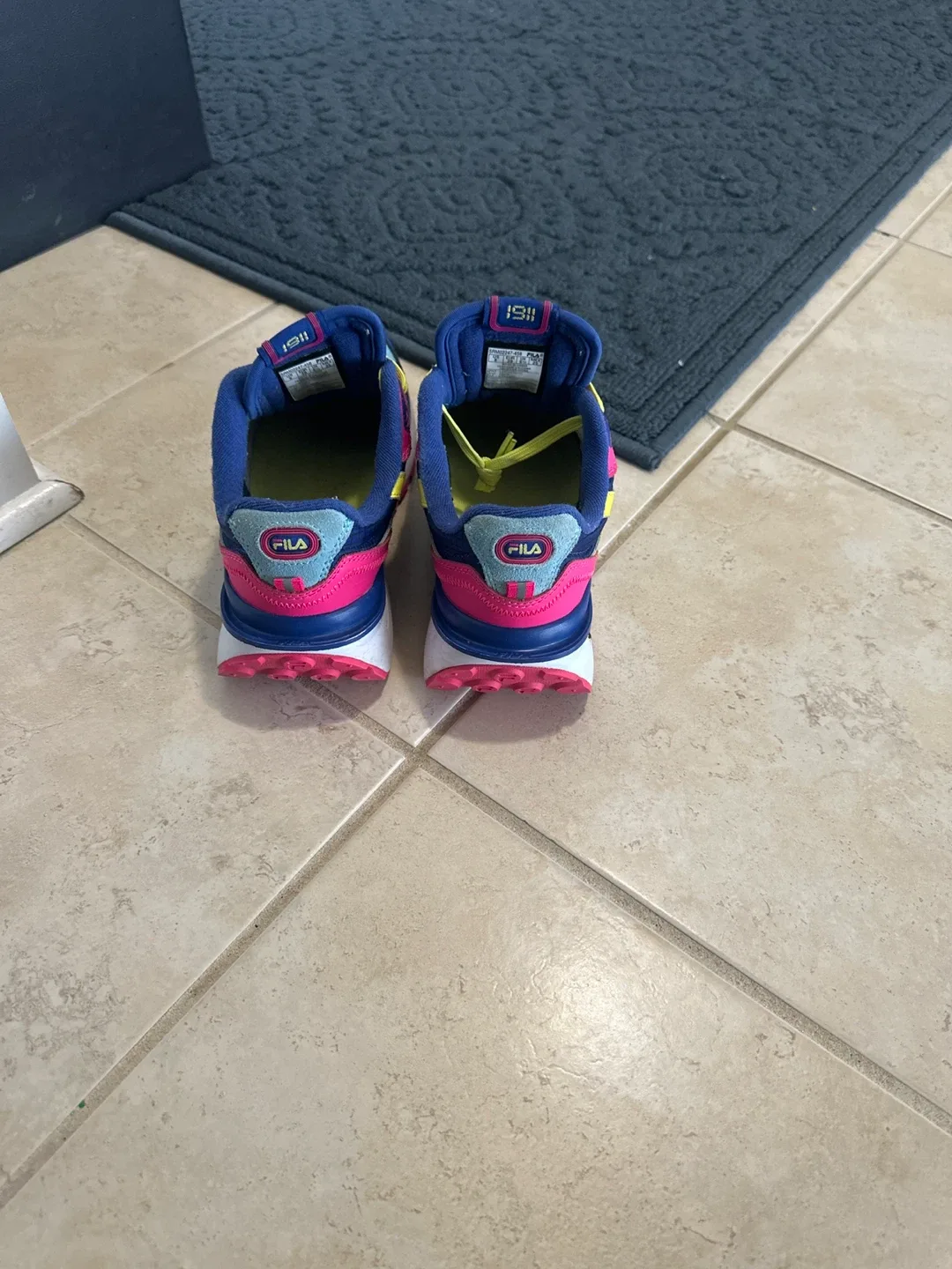 Fila Racer One Women's Running Shoes image indicator(3)