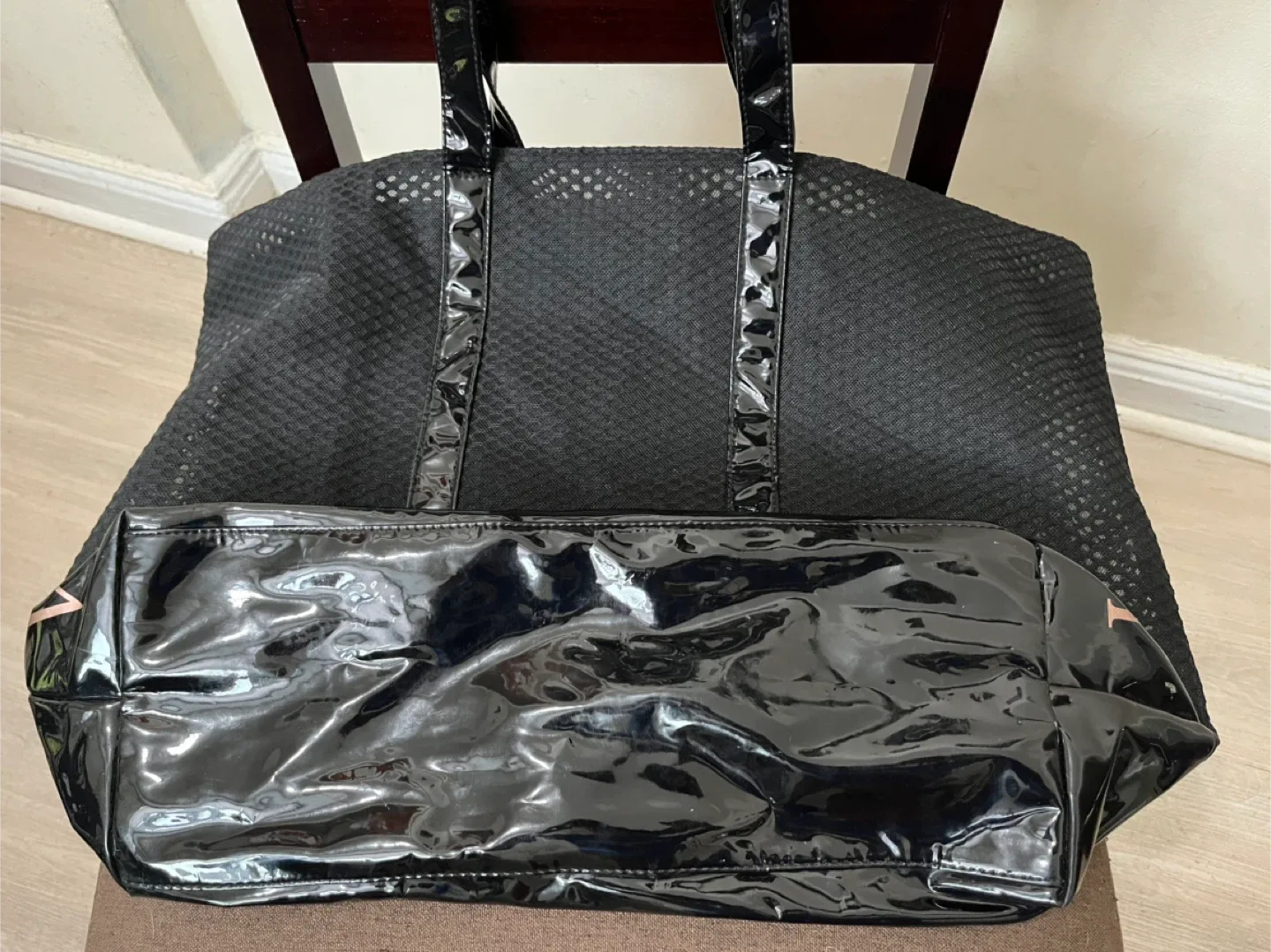 Victoria's Secret Black Tote Bag image indicator(5)