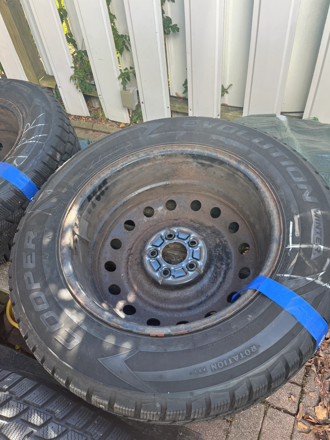 Cooper Winter Tires with Rims 235/65R/18