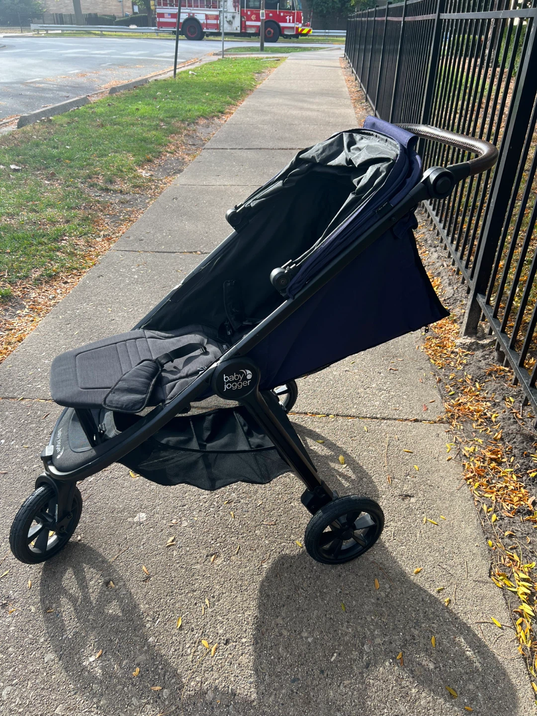 Baby Jogger City Mini GT2 Stroller - Blue - photo 2
