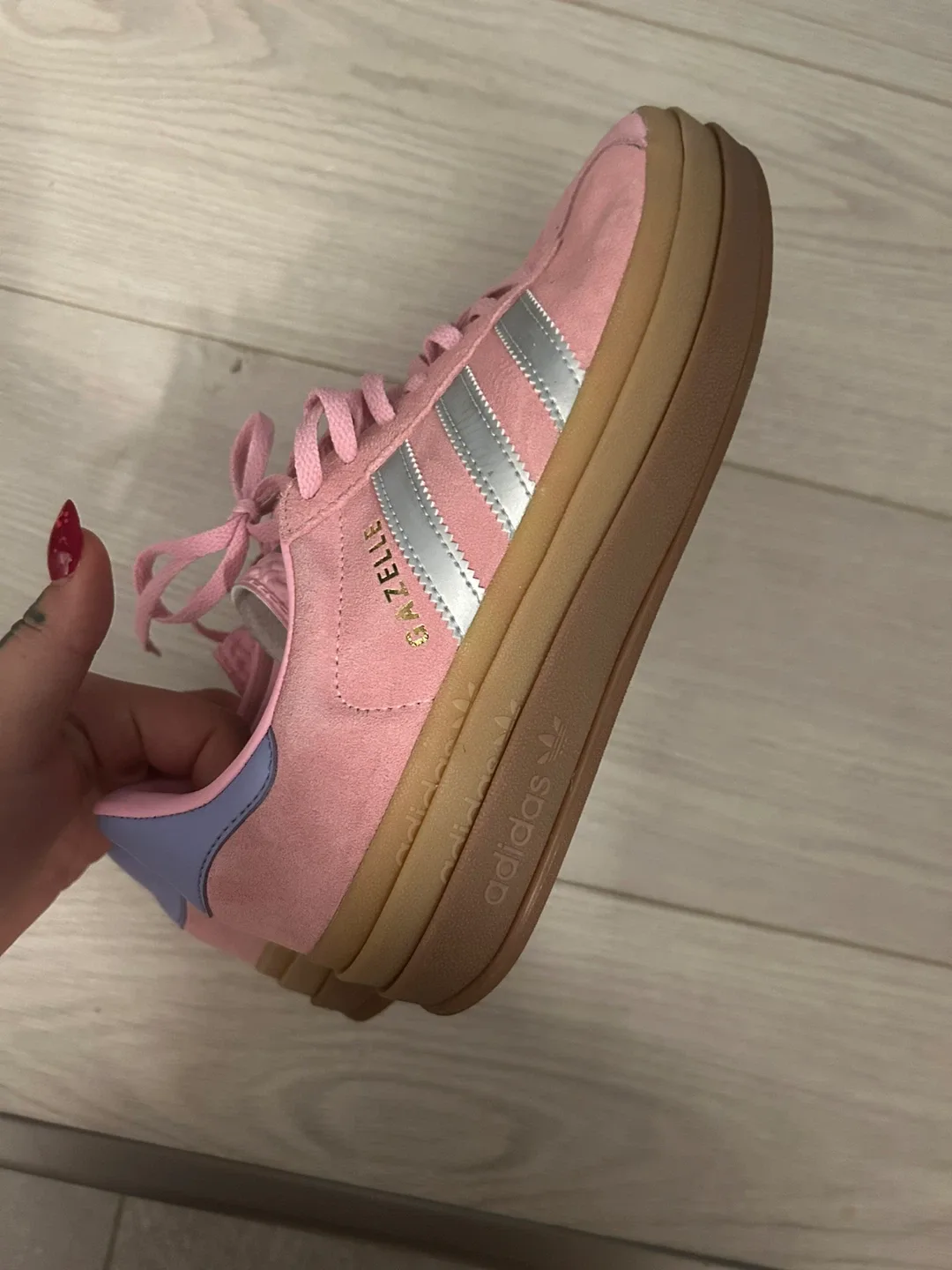 Adidas Gazelle Pink Sneakers image indicator(4)
