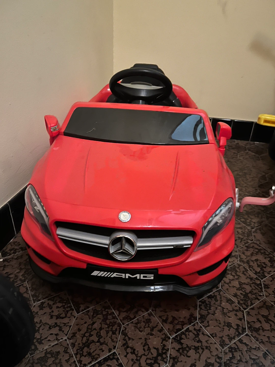 Mercedes-Benz AMG Ride-On Car - Red