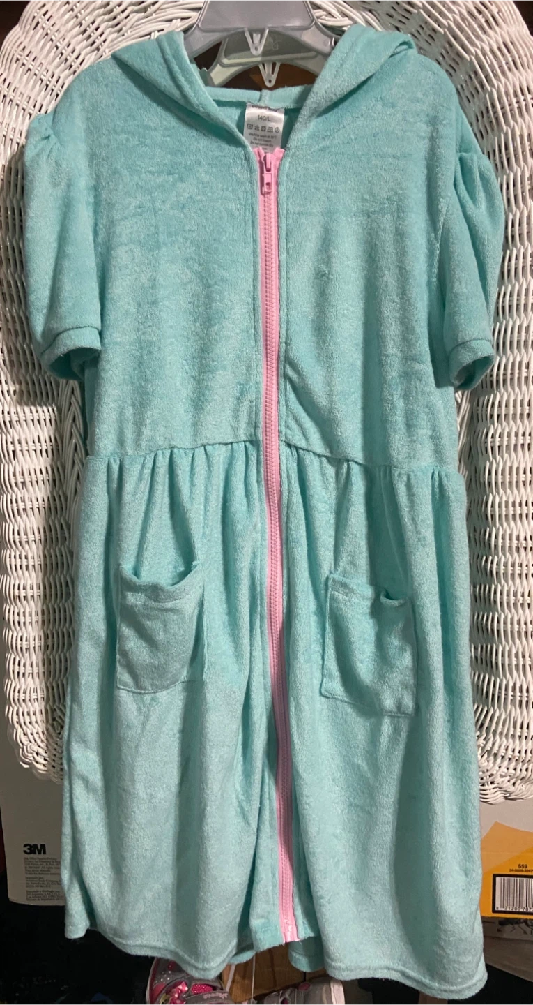 BesserBay Hooded Cover-Up Dress - Size L