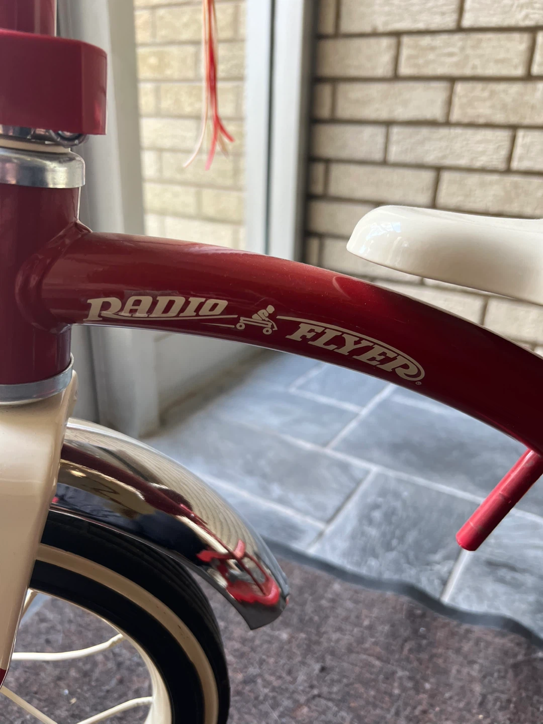 Radio Flyer Classic Red Tricycle - photo 3