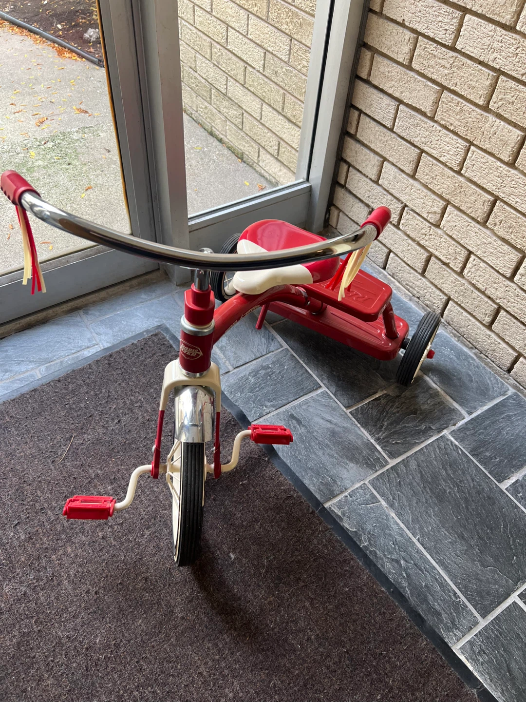 Radio Flyer Classic Red Tricycle