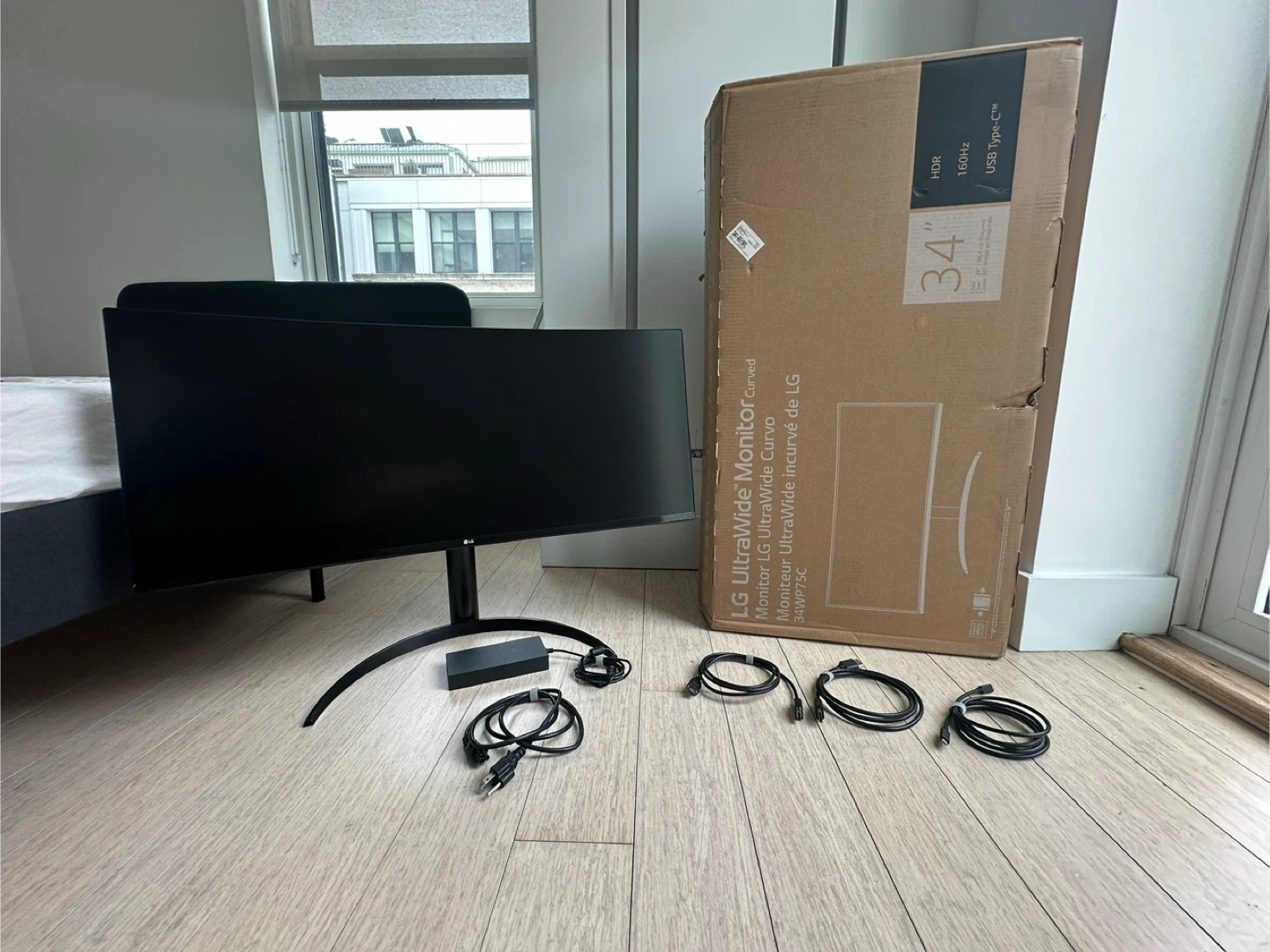 LG 34WP75C-B 34" UltraWide Curved Monitor - photo 3