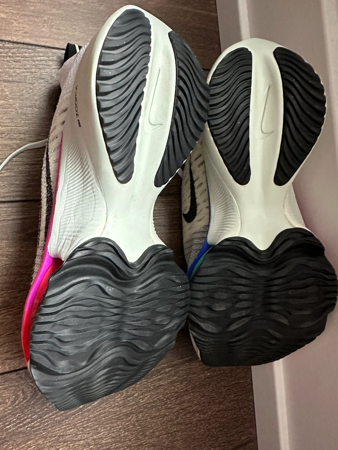 Nike Air Zoom Tempo Next% Flyknit White - photo 4