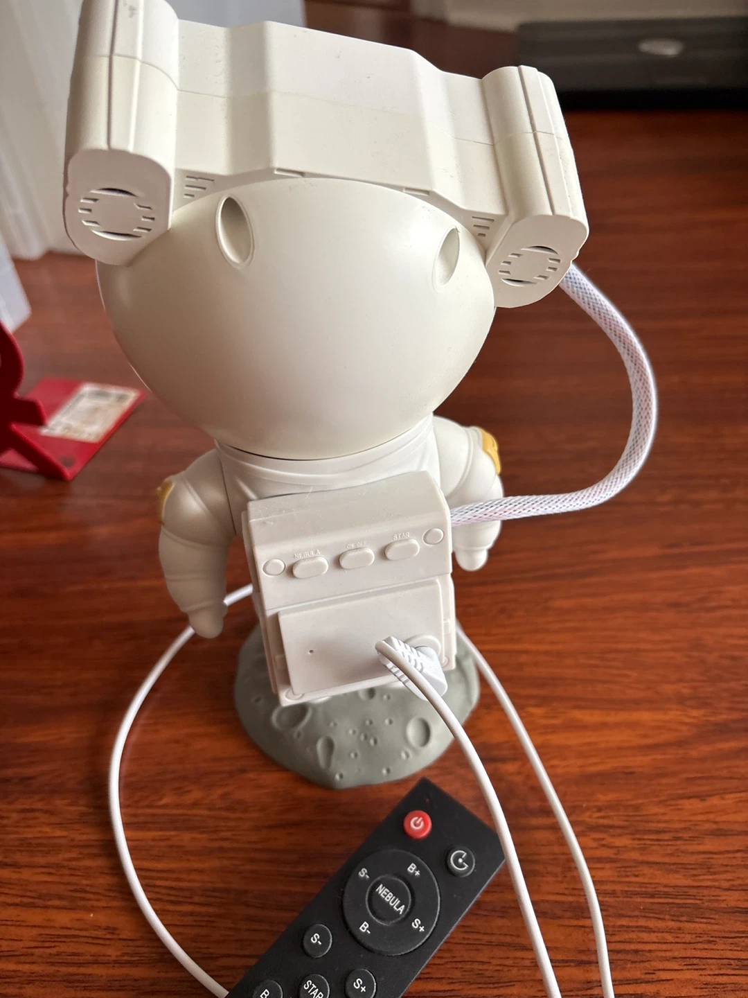 Astronaut Galaxy Projector Night Light - photo 3