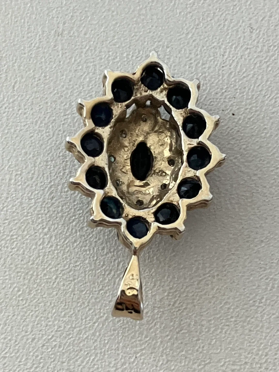 Diamonds and Sapphires 925 Sterling Silver Gold plated pendant image indicator(6)