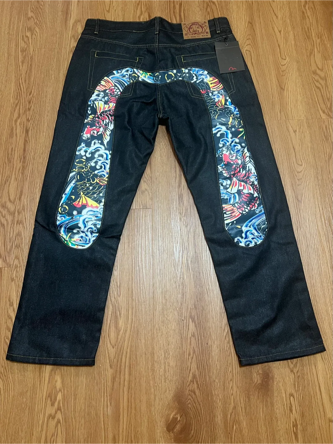 Evisu Jeans with Koi and Dragon Design image indicator(4)