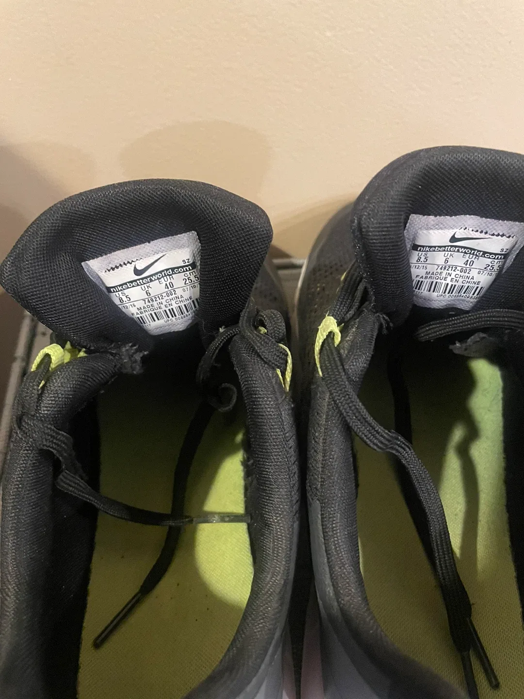 Nike Air Max Black/Gray/Yellow image indicator(8)