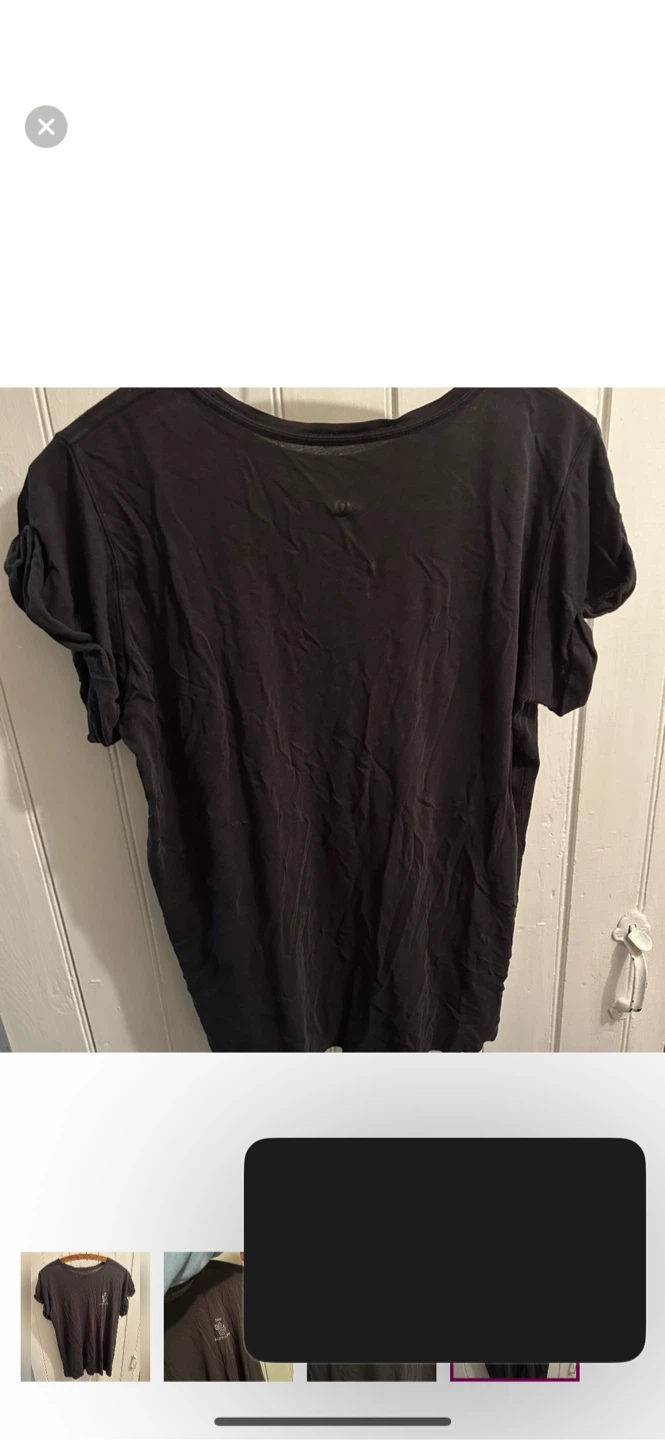 Lululemon Black T-Shirt - photo 4