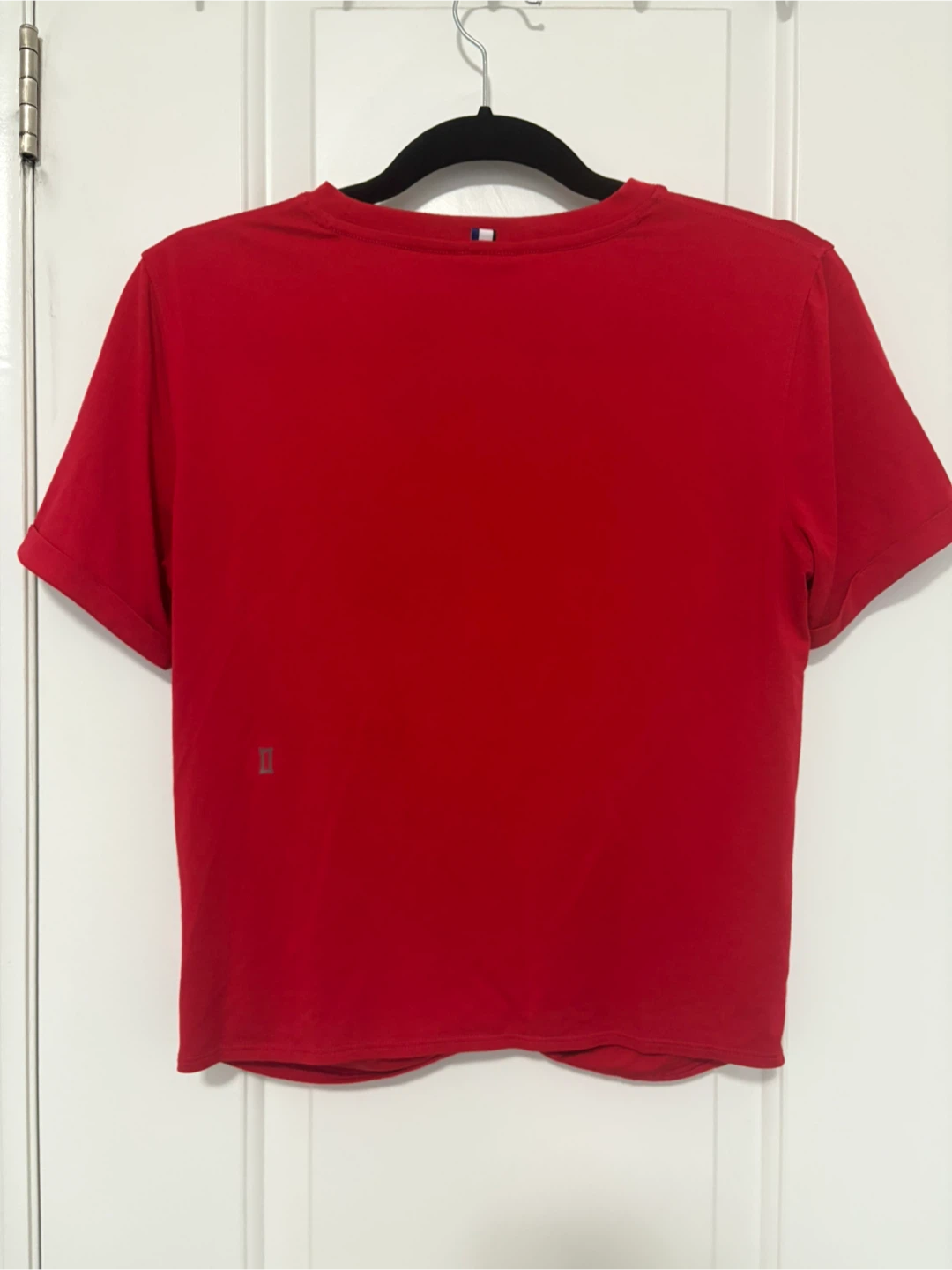 Kit and Ace Red T-Shirt - Size Small - photo 2