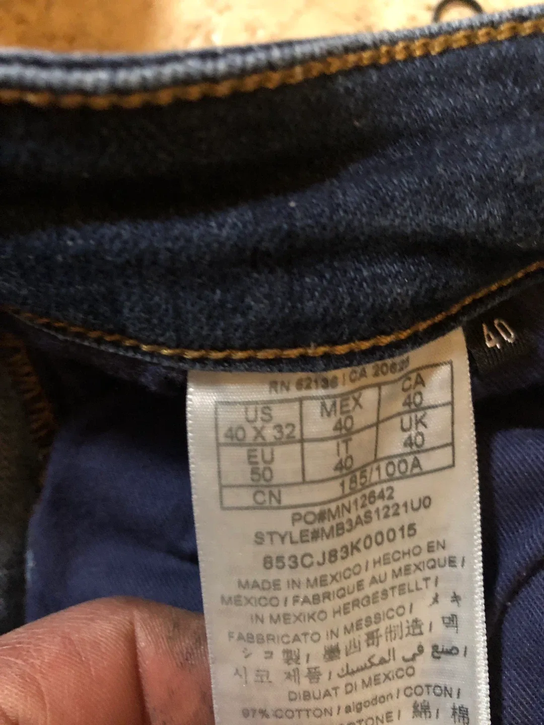 Guess Men's Jeans Size 40x32 image indicator(4)